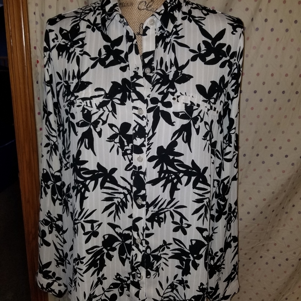 Reposh floral blouse